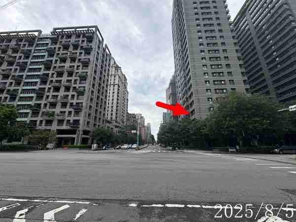 台中西屯法拍大樓-3