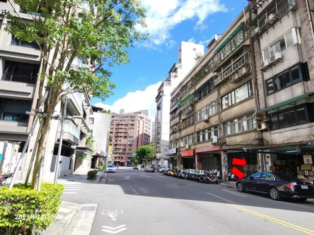 台北中正區拍賣一樓-3