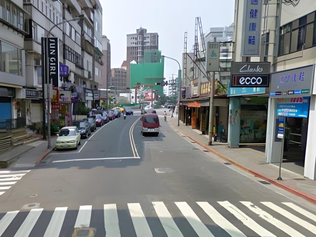 士林拍賣華廈-1