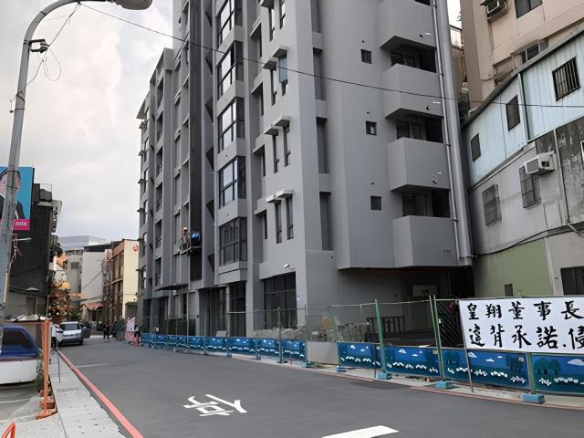 新北板橋大樓法拍-1