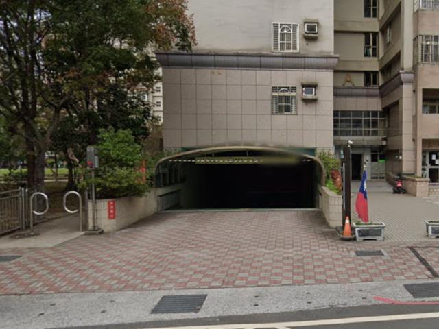 新北五股大樓法拍-6