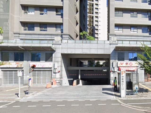 新北板橋大樓法拍-2