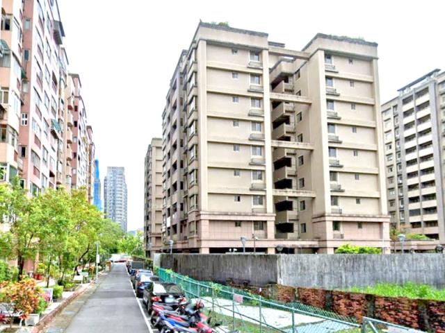 台北文山區拍賣大樓-4