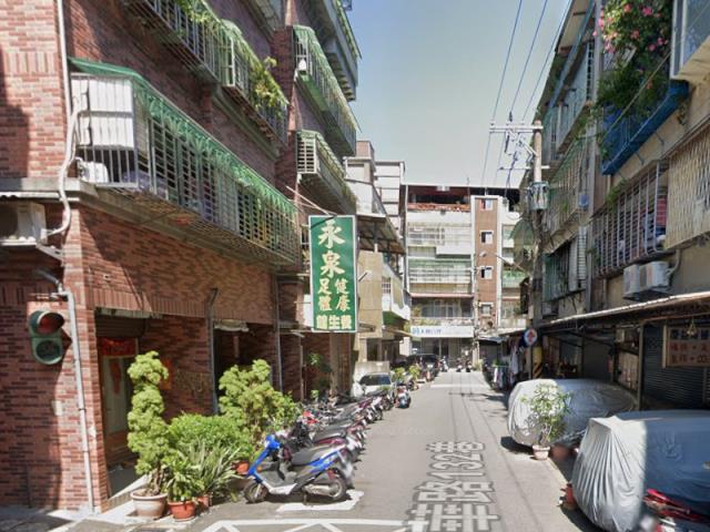 新北蘆洲華廈法拍-2