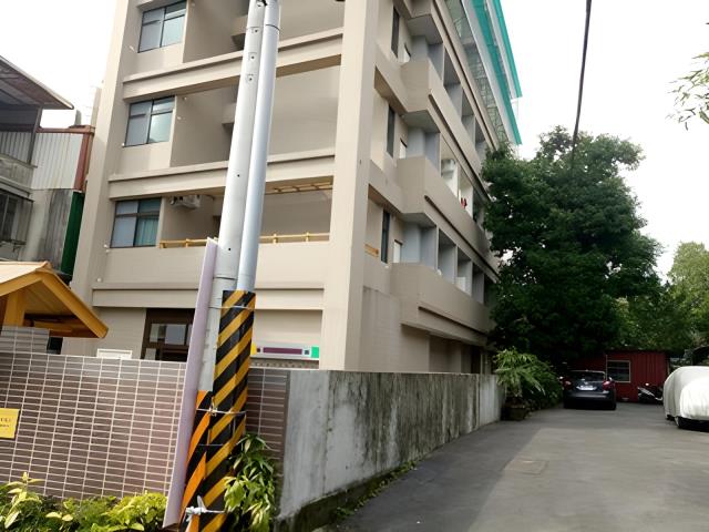 新北深坑華廈法拍-1