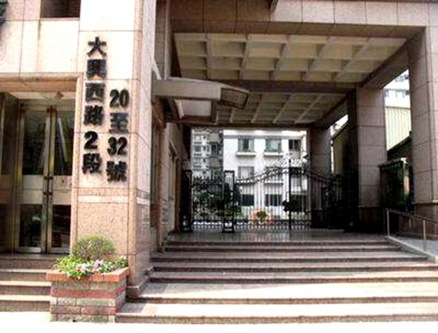 桃園區拍賣大樓-1